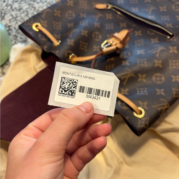 Louis Vuitton Monogram Montsouris NM Backpack - Picture 4 of 4